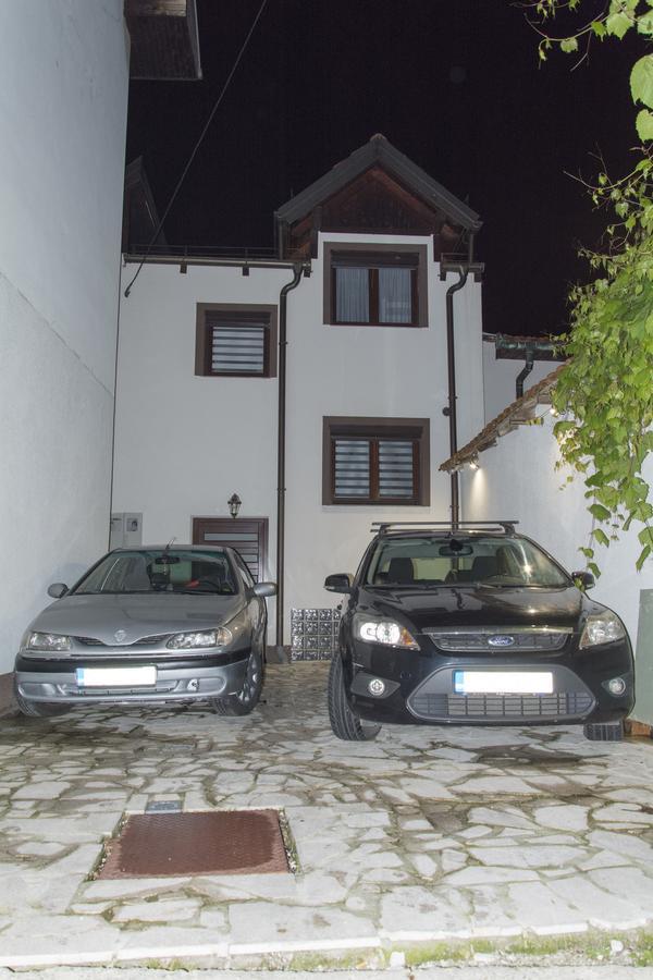 Vacation Home ซาราเยโว ภายนอก รูปภาพ